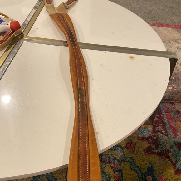 Tan anatomical English girth - Picture 4 of 6